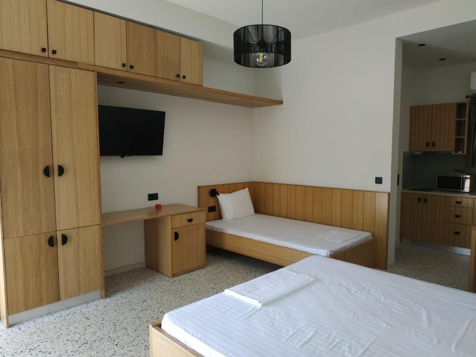 Milto'S Studios Parga Extérieur photo